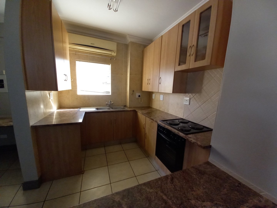 To Let 2 Bedroom Property for Rent in Dassie Rand North West